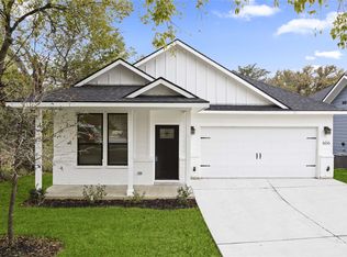 606 Dr Martin Luther King Jr Blvd, Waxahachie, TX 75165