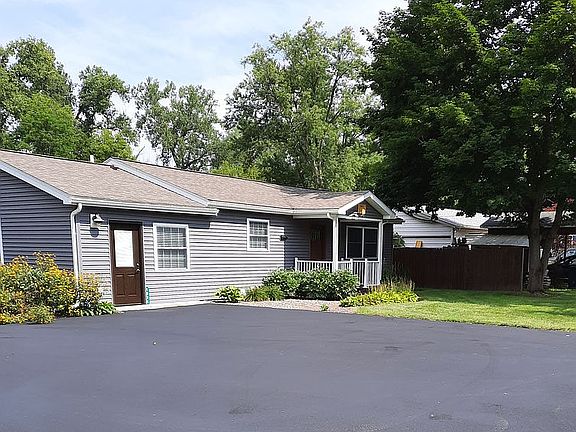 Driveway & Parking