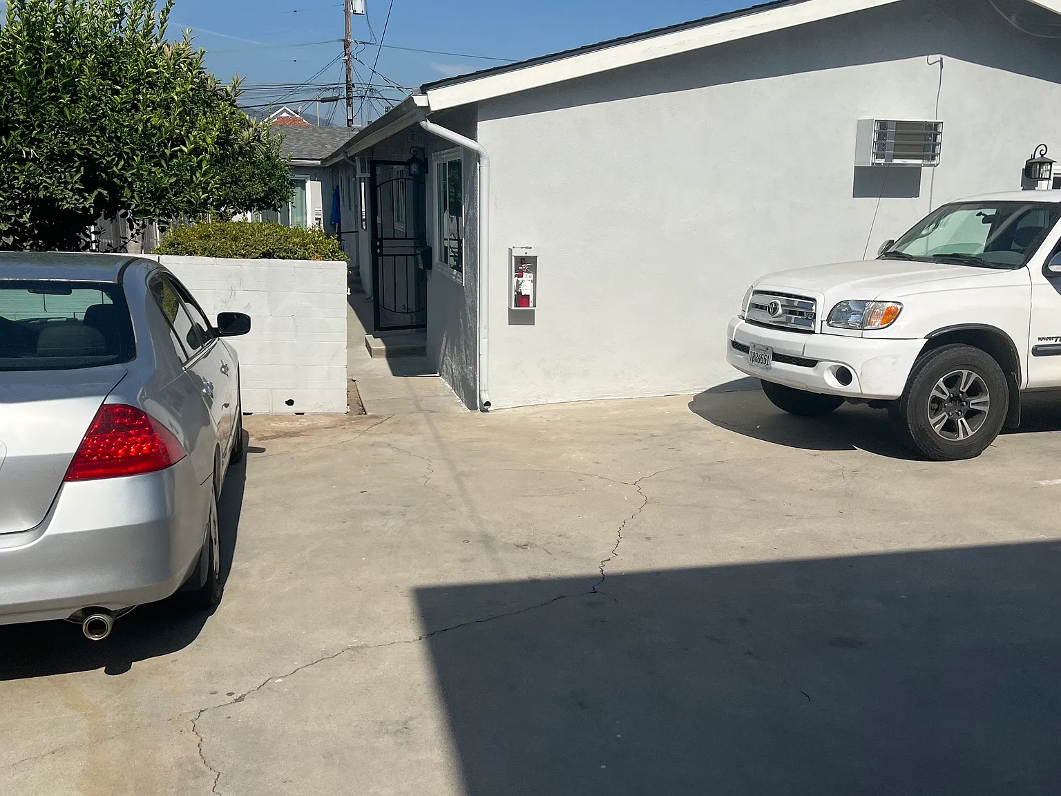 2 bed, 1000 sqft, $3,200 — Photo 3