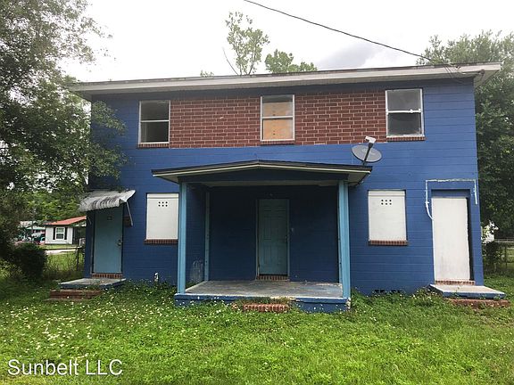 4th image of 1781 W 3rd St