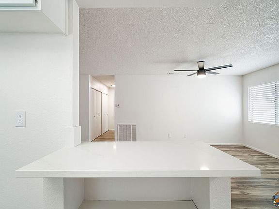 5th image of 1744-8 W Brighton Ave #D
