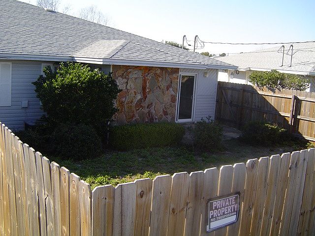 FENCED YARD