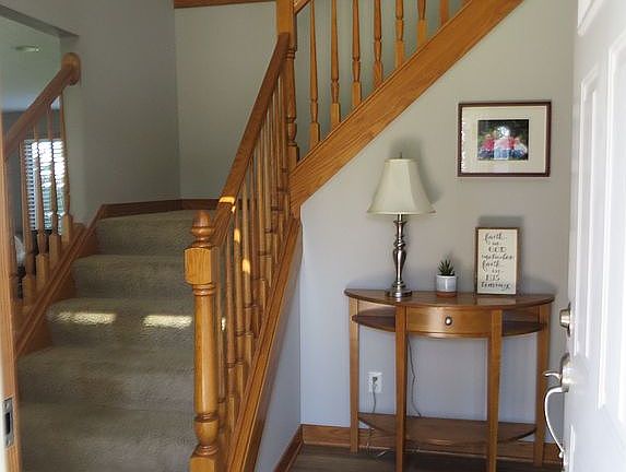 4th image of 8372 Fairwood Dr