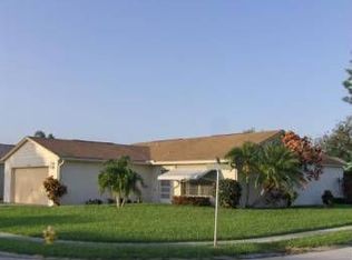 17966 SE Village Cir, Jupiter, FL 33469