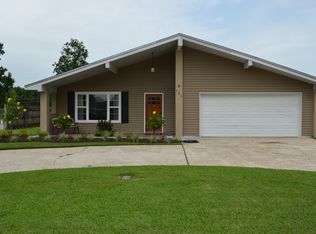 121 Glenhill Dr, Houma, LA 70363