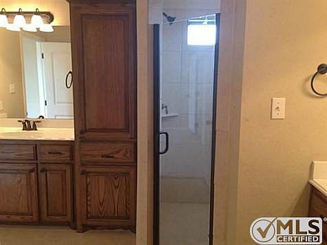 5th image of 2704 Isabella Way