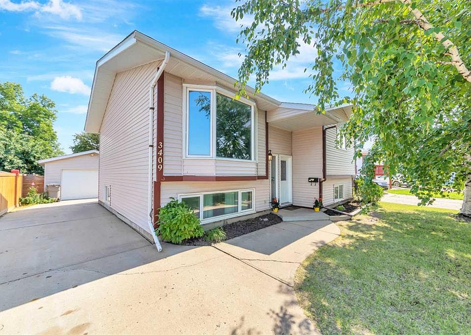 1st image of 3409 W 45a Ave