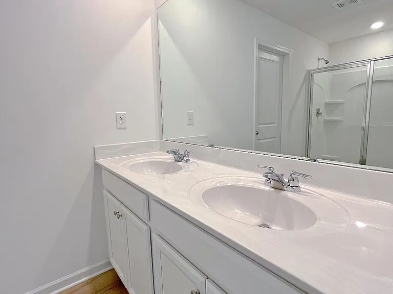 366 Golden Eagle Pkwy — Photo 20