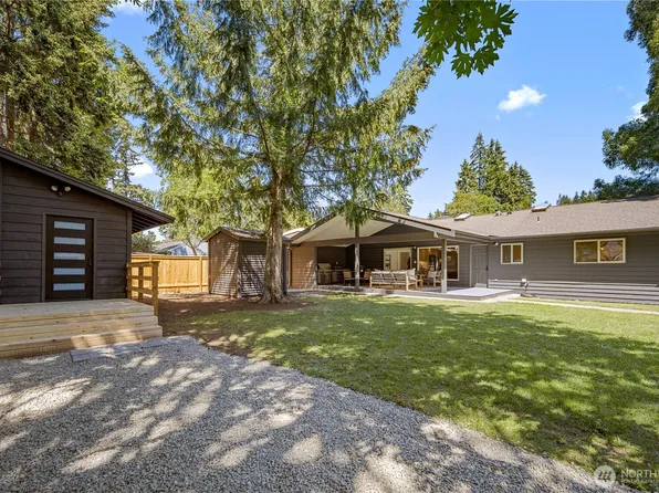 24306 106th Place W, Edmonds, WA 98020