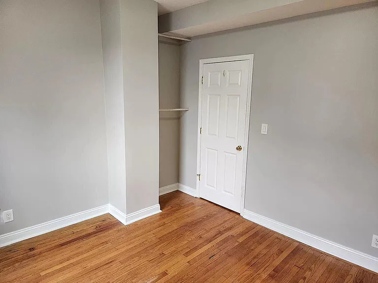 723 Hudson Ave #1 — Photo 15