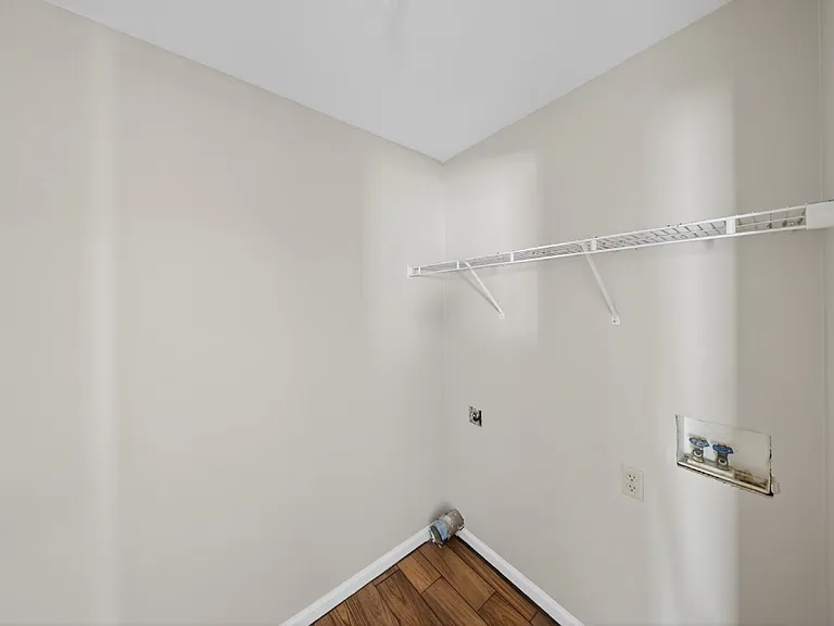 1469 Green St #E2 — Photo 6