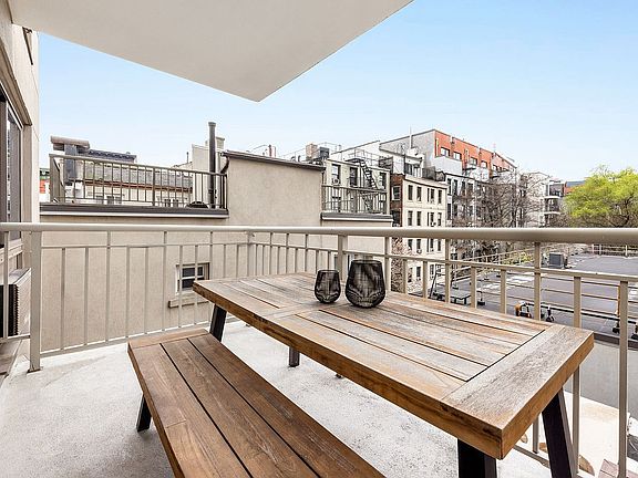 4th image of 240 E 10th St APT 4B