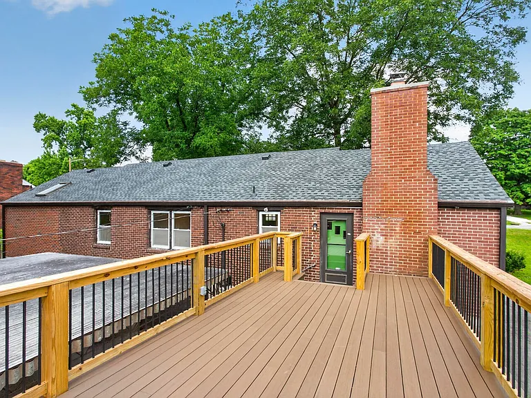 214 Blanchard Pl — Photo 32