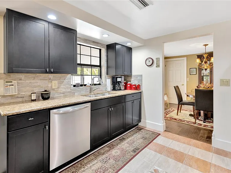 4909 S Elberon St — Photo 20