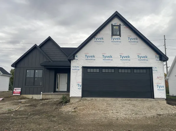 1709 Stone Creek Blvd, Urbana, IL 61802