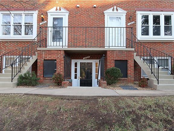 2nd image of 1501 Sargeant Ct