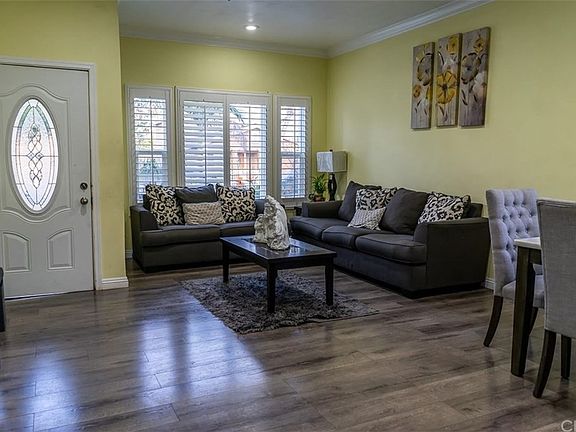 4th image of 9415 Baird Ave