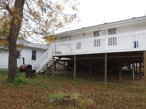 2nd image of 218 Hightower St