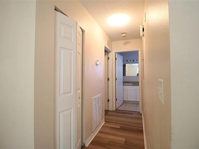 720 Newton Ave S — Photo 7