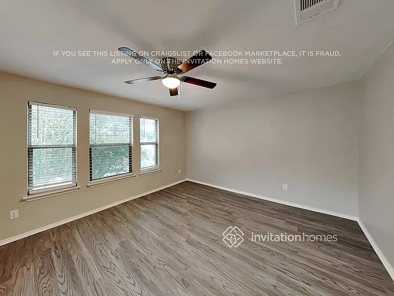4808 Woodstock Dr — Photo 13