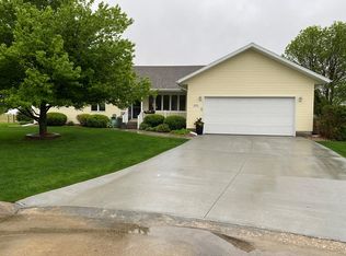 1830 E Condon Ave, Aurora, NE 68818