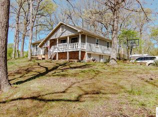 935 NE 231st Rd, Clinton, MO 64735