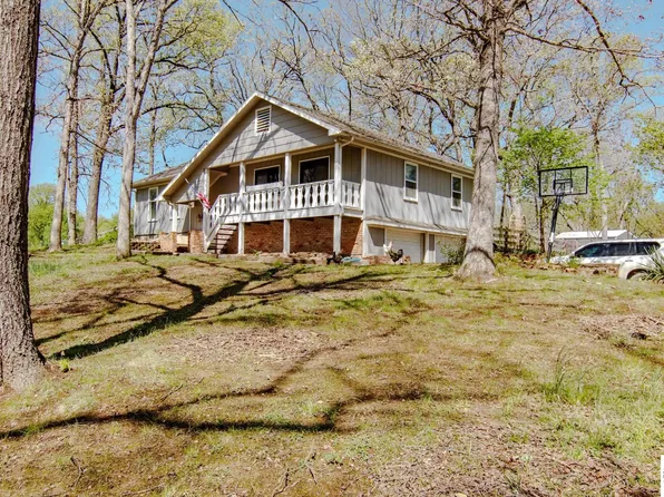 935 NE 231st Rd, Clinton, MO 64735