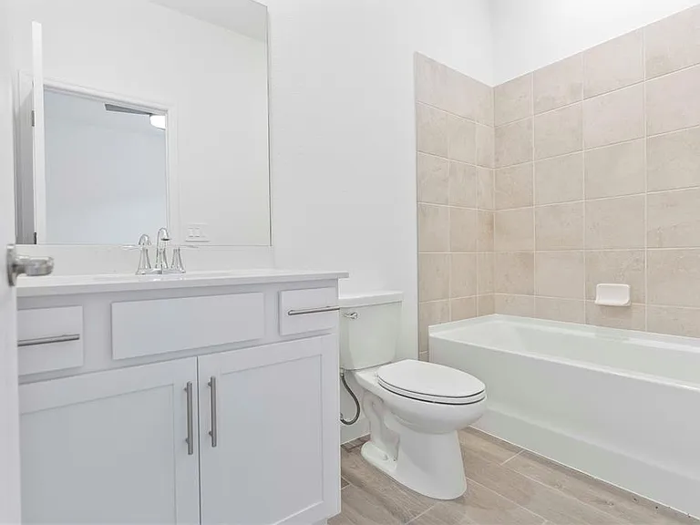 15077 Jadestone Dr — Photo 10