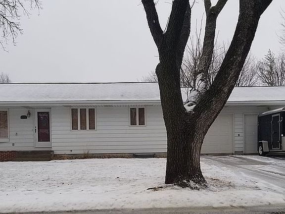 2nd image of 901 Cheryl Ave