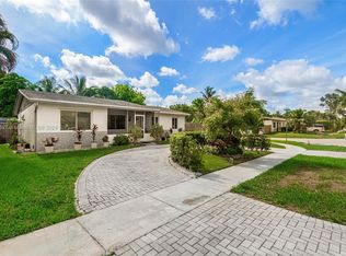 306 SW 78th Ave, Pompano Beach, FL 33068
