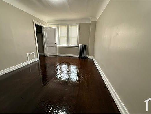 2nd image of 11255 Charlemagne St #5