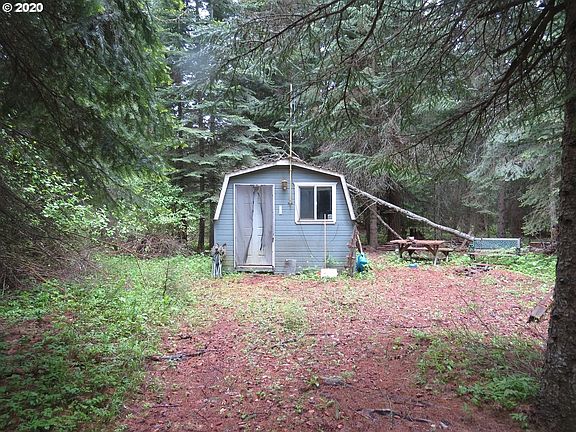 3rd image of 58466 Wildwood Loop