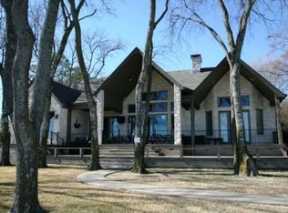 124 Westshore Dr, Gun Barrel City, TX 75156