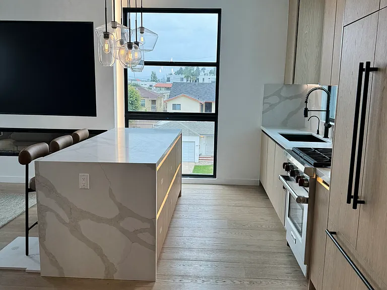 12600 Mitchell Ave — Photo 10