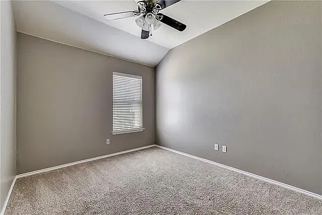 1318 Rainbow Parke Dr — Photo 11