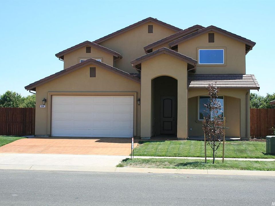 1st image of 1644 Oak Park Dr