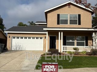 1155 Meadow Ave, Exeter, CA 93221