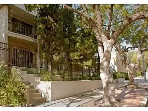 631 E San Jose Ave #F Photo 1