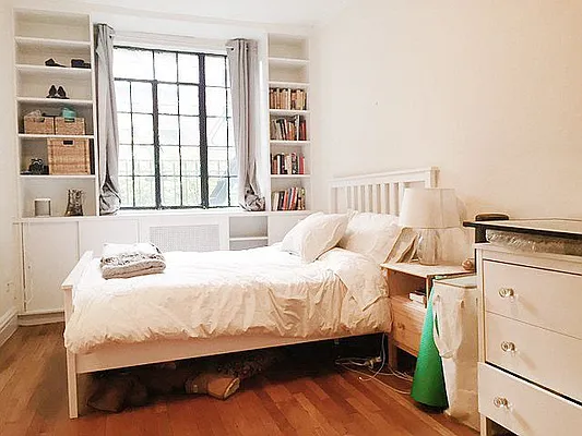 Rented by AJ Clarke | media 27