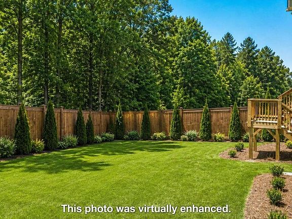 3rd image of 1609 Meadow Lakes Dr