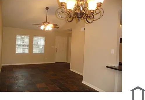 3 bed, 1240 sqft, $1,895 — Photo 2