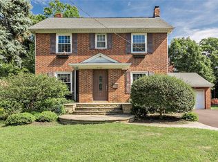 4957 Geraldine Ave, Cleveland, OH 44143