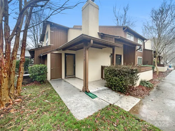 7340 Winery Ln, Charlotte, NC 28227