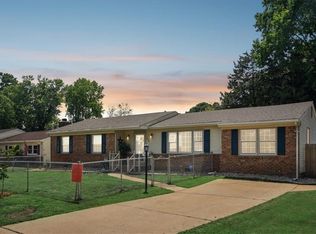 405 Kings Point Ct, Virginia Beach, VA 23452