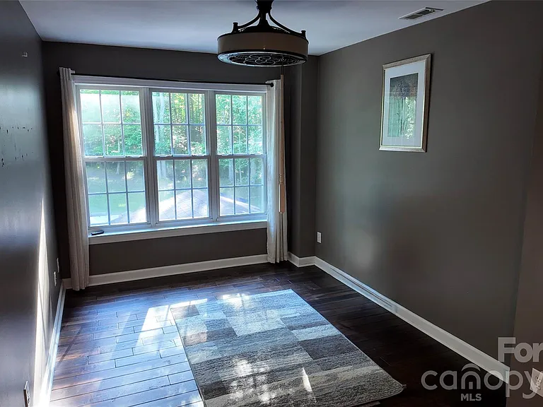 410 Farm Branch Dr — Photo 25