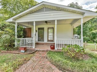 4000 Brookview Dr, Charlotte, NC 28205