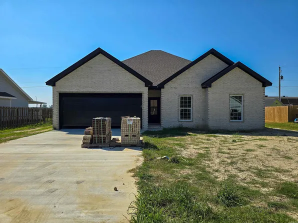 207 Cypress St, Marked Tree, AR 72365