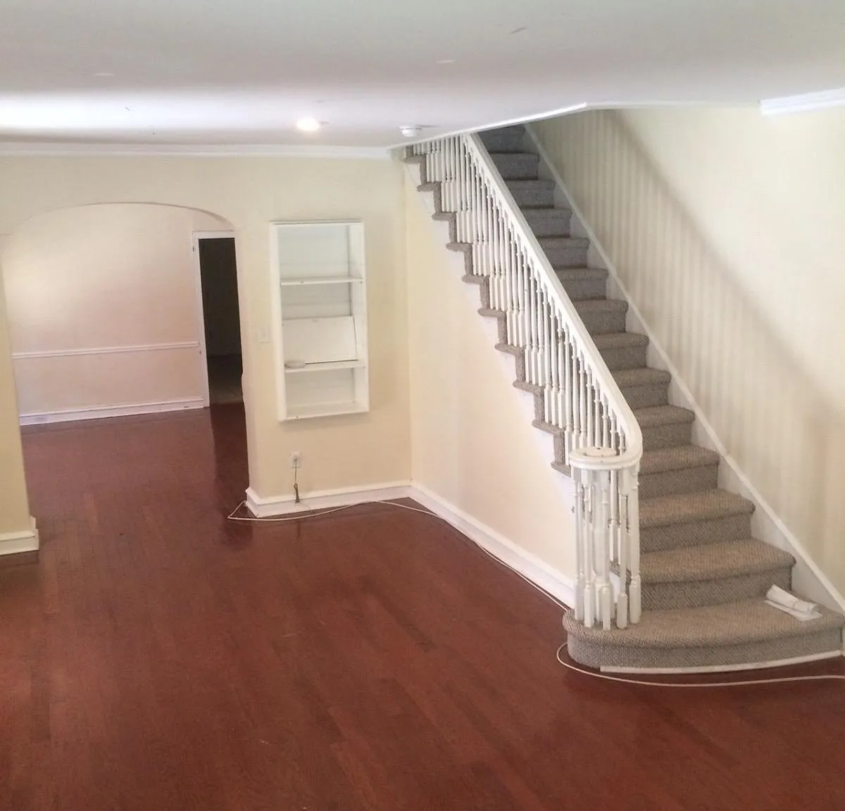 4 bed, 2.5 bath, 1938 sqft, $3,200 — Photo 3