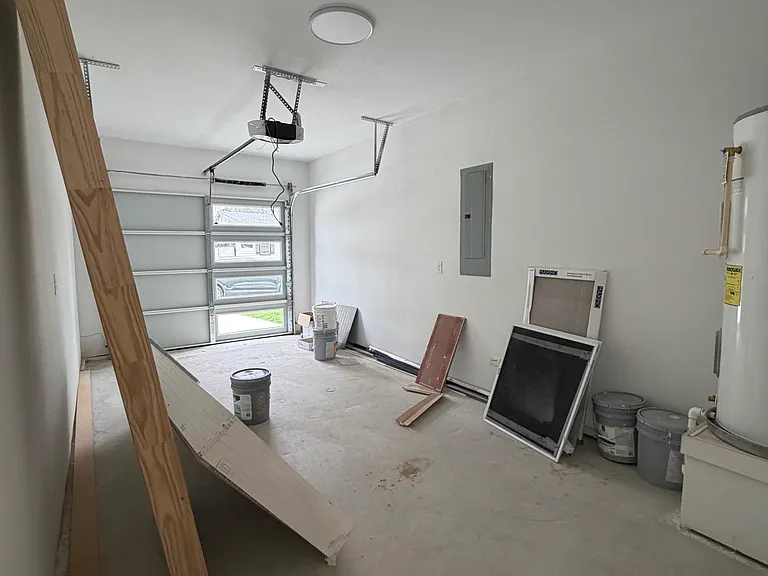 2521 Bethurum Ave — Photo 19