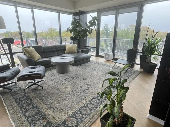 101 Curry Ave Unit 532, Royal Oak, MI 48067